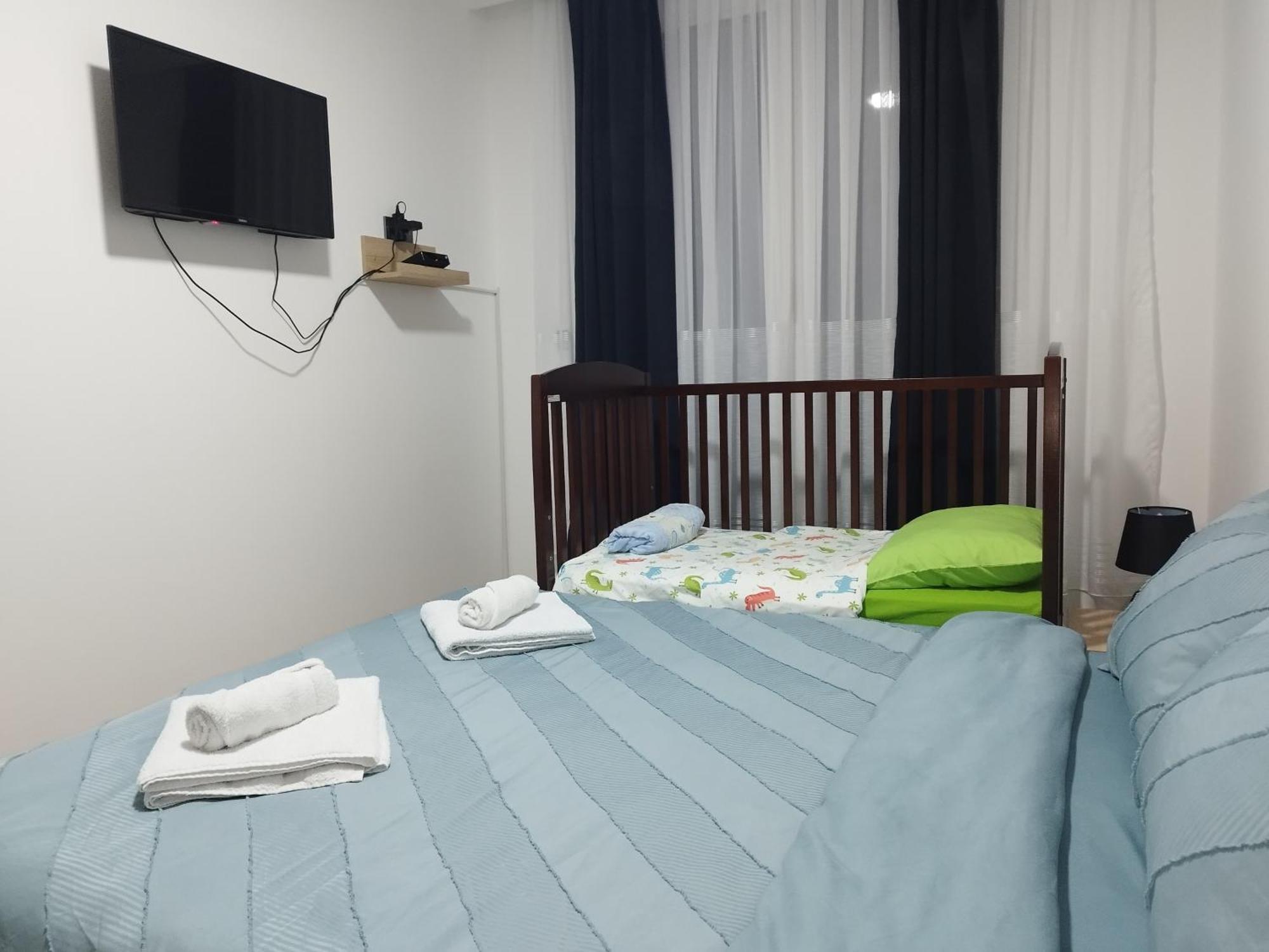 Skopje Sky City 19Th Floor Twin & 12Th Floor & 25Th & 33 Floor Apartments & With Pool & Spa & Gym & Parking Included In Price Экстерьер фото